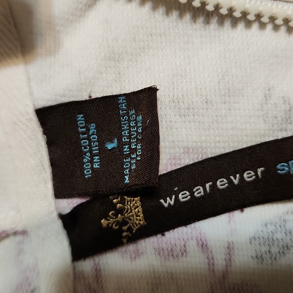 woman's hoodie pretty flower pattern design - Picture 2 of 4